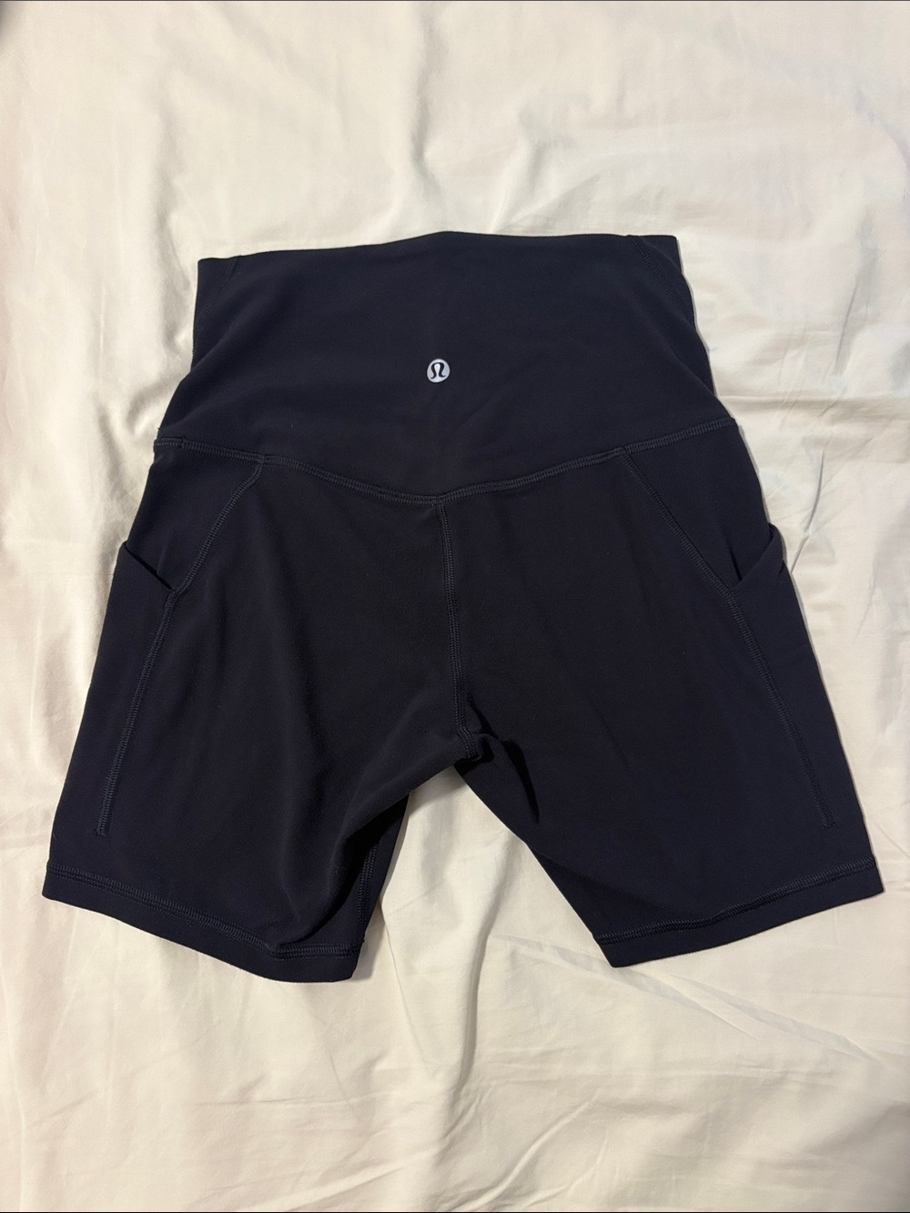 Lululemon Align High Rise Short w/ Pockets 6”